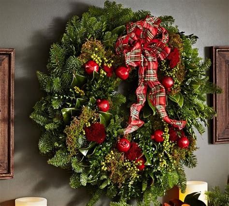 Pottery barn decorating ideas for a chic and cozy Christmas atmosphere