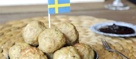 Köttbullar | Traditional Meatballs From Sweden