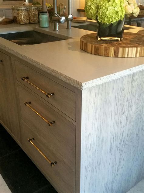 Fabulous Caesarstone countertops in Raw Concrete. Edge detail is so ...