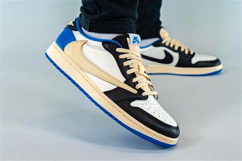 Here's an On-Foot Look at the Travis Scott x fragment x Air Jordan 1 Low - KLEKT Blog