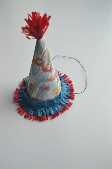 DIY Party Hat - The Daily Hostess