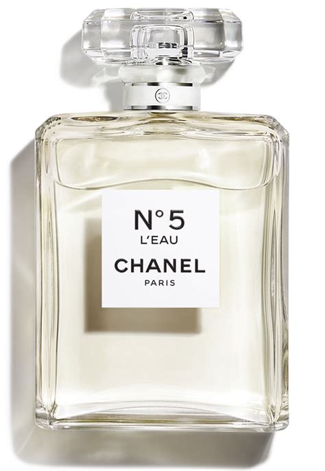 【57%OFF!】 シャネルCHANEL N°5 ロー オードゥ トワレット 100mL asakusa.sub.jp