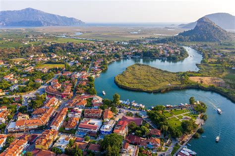 Story from paradise: A day in the life of an expat in Dalyan | Daily Sabah