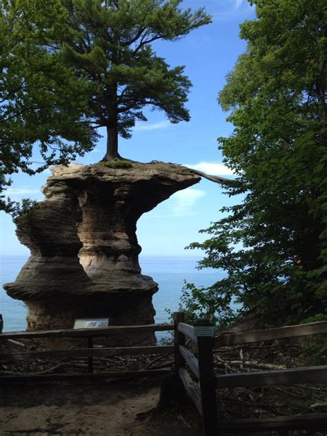 Rock formation, north shore of Michigan's Upper Peninsula. Southern shore of Lake Superior.