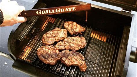 How To Sear Steaks Using Grill Grates On A Pellet Grill! / Z-Grills 600 Series And Grill Grates ...