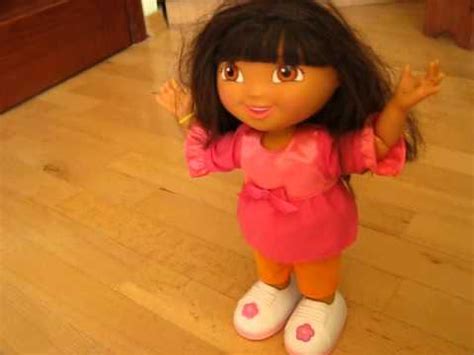 Dora Explorer Dancing - YouTube