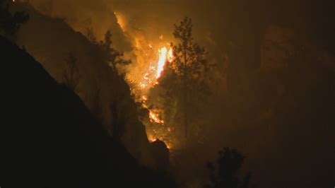 Wildfires evacuate more towns in Okanogan County | king5.com