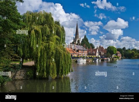 The River Thames at Abingdon, Oxfordshire, England, UK Stock Photo - Alamy