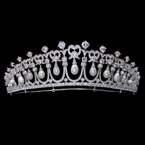 Queen Mary's Lover's Knot Tiara | Luxury Royal Inspired Tiaras ...