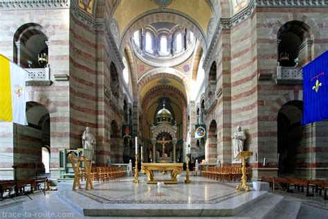 La Cathédrale de la MAJOR à Marseille - Blog Voyage Trace Ta Route