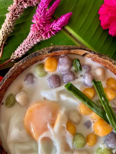 Bua Loy Dessert Recipe (Rice Balls in Coconut Milk)