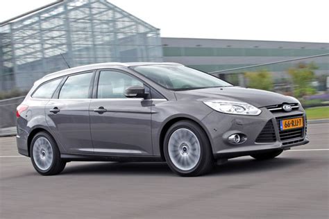 Ford Focus Wagon - reviews, prices, ratings with various photos