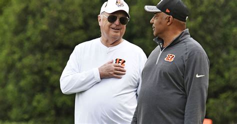 Social media reacts to Marvin Lewis contract extension