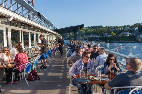 The Top 11 Seattle Waterfront Restaurants For A Meal With A View