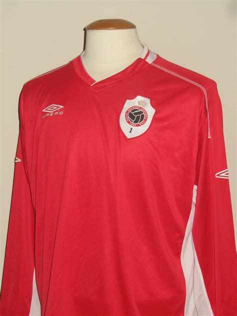 Royal Antwerp 2004-05 Home Kit