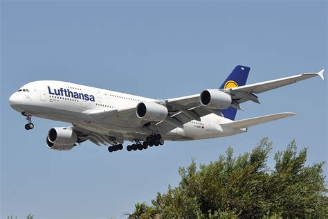 Lufthansa Fleet Airbus A380-800 Details and Pictures