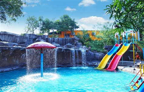 Best Resorts Near Pune With Fun Activities • Travelothon