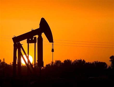 Feds Tap Oil Reserves – Oil Prices Plunge | TheDetroitBureau.com