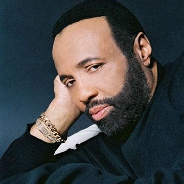 Andraé Crouch Biography | TodaysChristianMusic.com