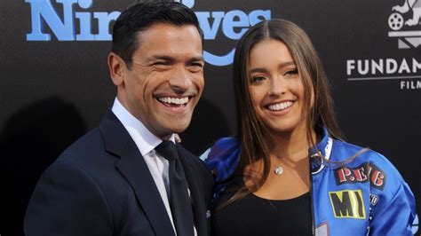 Mark Consuelos' Daughter Lola Hated His CW Riverdale Fame