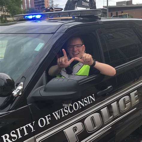 Welcome Badgers & Families! - UW–Madison Police Department