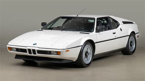 This Classic BMW M1 Is the '80s Manifest in Metal