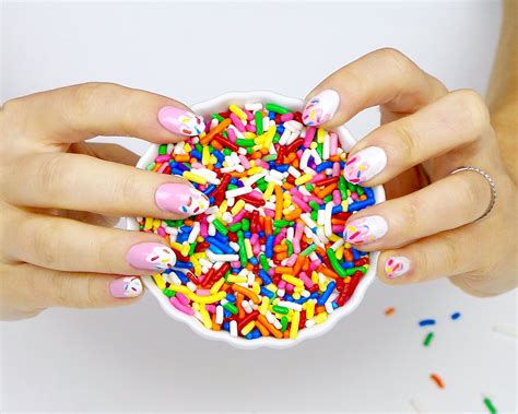 {VIDEO} Sprinkle Drip Nail Art Design - The Lindsay Ann