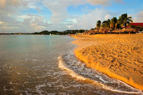 The best beaches in St Lucia - Lonely Planet