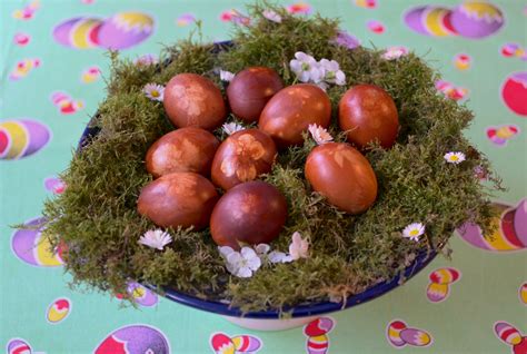 How to dye your Easter Eggs naturally – Croatian style | Croatia Week