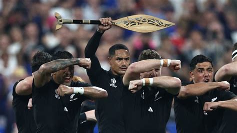 New Zealand-Namibia: What is that paddle that the All Blacks use when ...