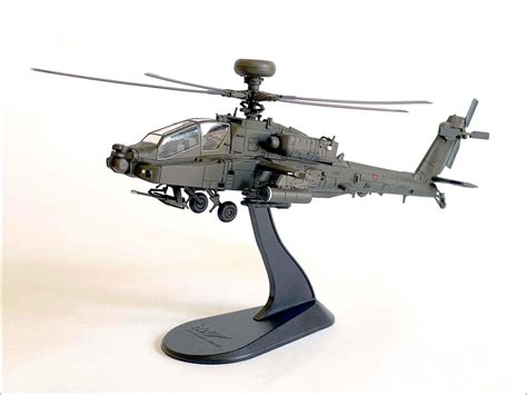 1 /72 AH-64 Apache Helicopter Model | Boeing Display Helicopter