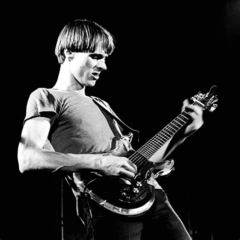 Tom Verlaine, Founding Member of Rock Band Television, Dies at Age 73 - WSJ