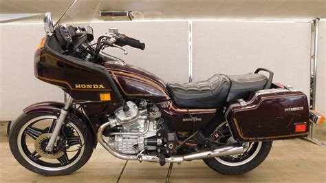 1981 Honda Silverwing Bobber | Reviewmotors.co