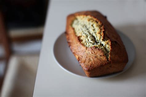 Jovina bakes low carb: Banana bread – Diabetes Diet