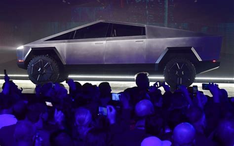 The 2022 Tesla Cybertruck Is Coming, but It's Going on a Diet First