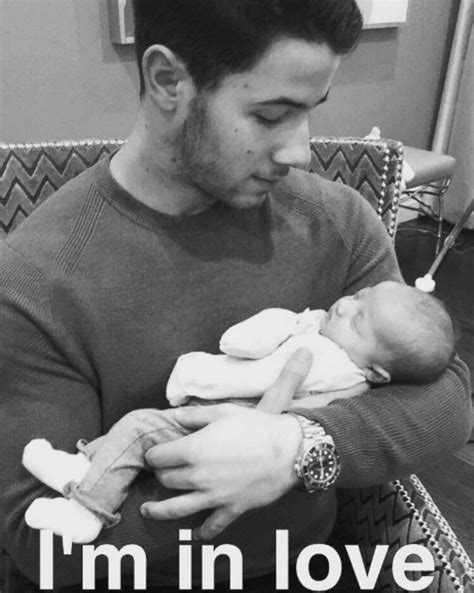 Nick Jonas Shares Sweet Pic With New Baby Niece Picture | Stars with their families - ABC News