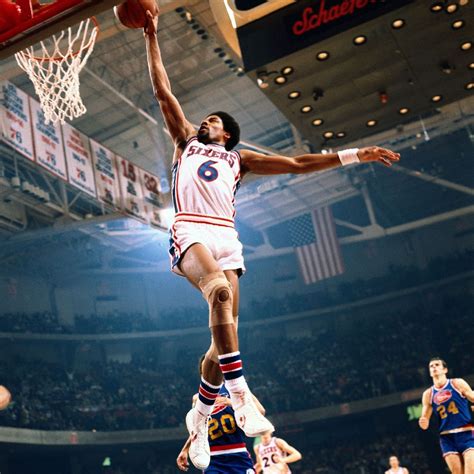 Philadelphia 76ers to unveil sculpture of 'Dr. J' Julius Erving - ESPN