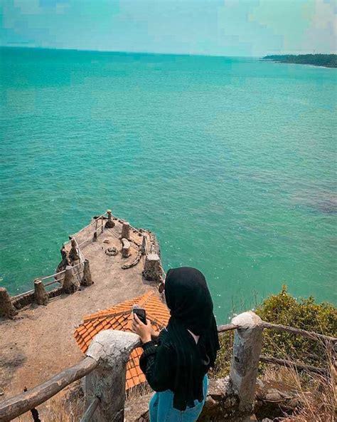 Pantai Karang Bolong Banten: Info Lokasi dan Aktivitas Seru