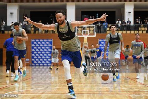 Steph Curry Training Photos and Premium High Res Pictures - Getty Images