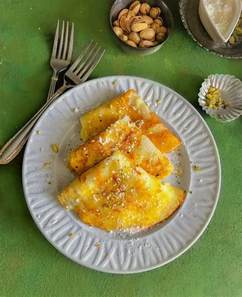 Patishapta Recipe (Saffron-Cardamom Indian Rice Crepes) #holidessert