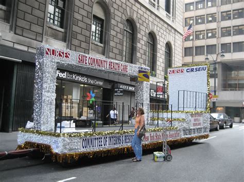 Bond Parade Floats - Labor Day Parade Float 002