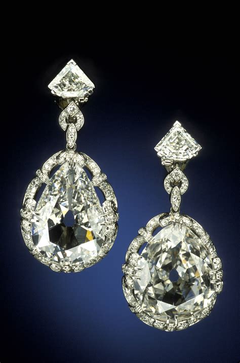 This is Versailles: Marie Antoinette's Diamond Earrings