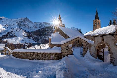 Top 10 Places to Visit in France in Winter (and What to Expect!)