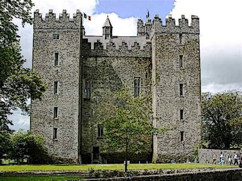 Famous Irish Castles - Middle Ages History of 'Famous Irish Castles ...