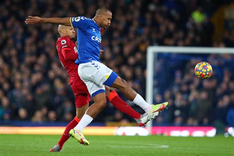 Salomon Rondon latest casualty of Everton injury curse after derby defeat