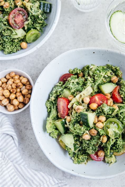 Creamy Avocado & Kale Salad with Crispy Chickpeas - Swoon Food