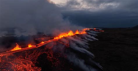 Drone Footage Of Newly Active Volcanic Fissure In Iceland - borninspace