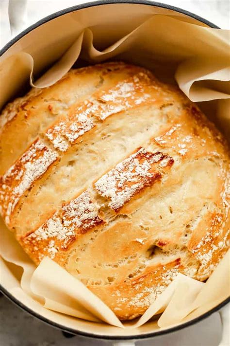 Easy Dutch Oven Bread Recipe | How to Make The Best No-Knead Bread