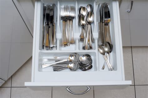 Free Stock Photo 8142 Cutlery in an open kitchen drawer | freeimageslive