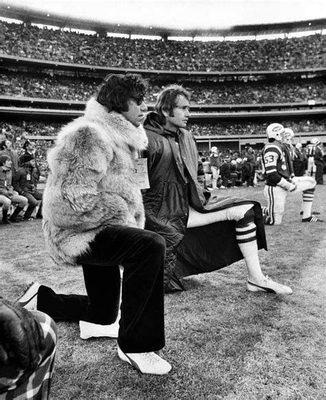 Let The Fur Fly 2. Broadway Joe Namath. | New york times, Imagenes historicas, Nfl